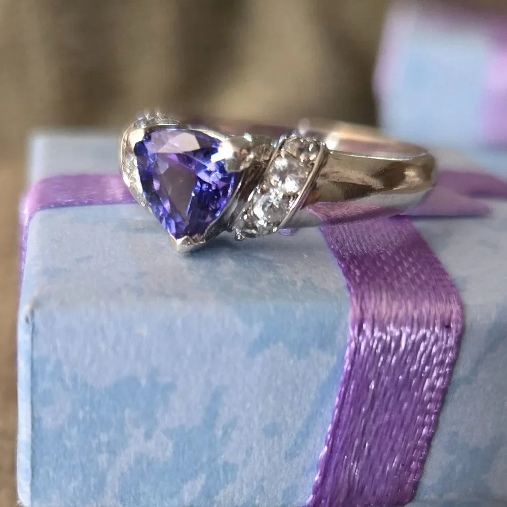 Blue Tanzanite Ring, 925 silver, size 10 - Picture 1 of 6